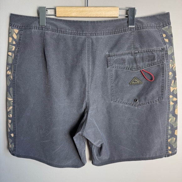 Quiksilver Highline Men's Hybrid Board Shorts Gray 38 Beach Surf Skateboard - Picture 5 of 12